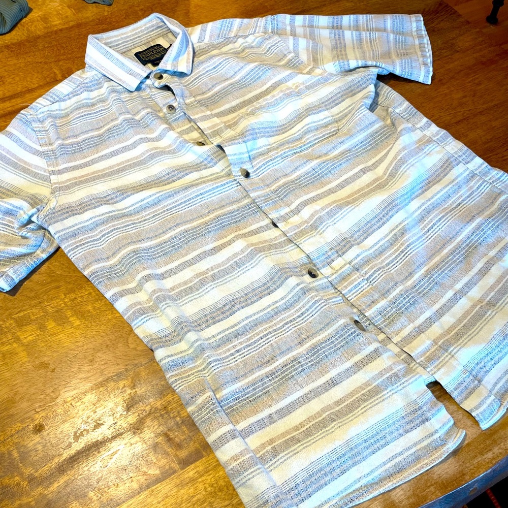 Pendleton Short Sleeve Button Up M - image 1